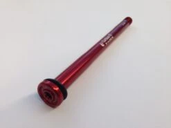 Carbon Ti X-Lock X-E-Thru 12x142 M12x1.5 Red Steckachse