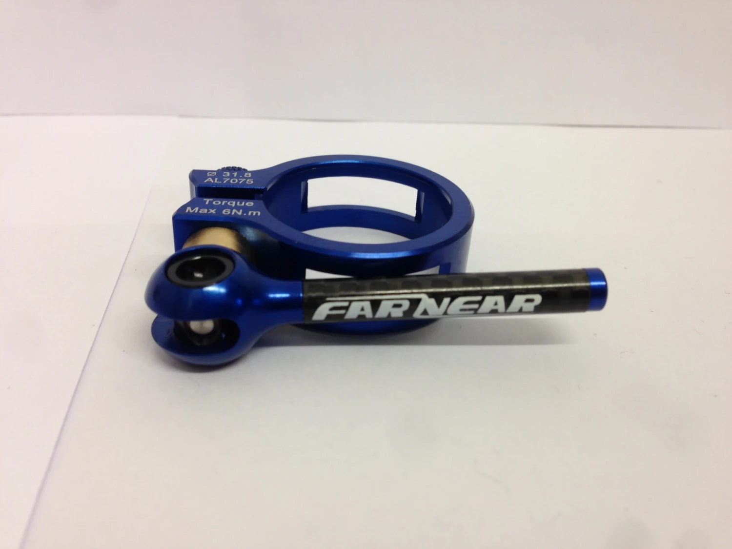 Far And Near QR Clamp Carbon-Alloy 31.8mm Blau Sattelstützenklemme 3 Far And Near QR Clamp Carbon-Alloy 31.8mm Blau Sattelstützenklemme