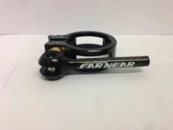 Far And Near QR Clamp Carbon-Alloy 31.8mm Schwarz Sattelstützenklemme