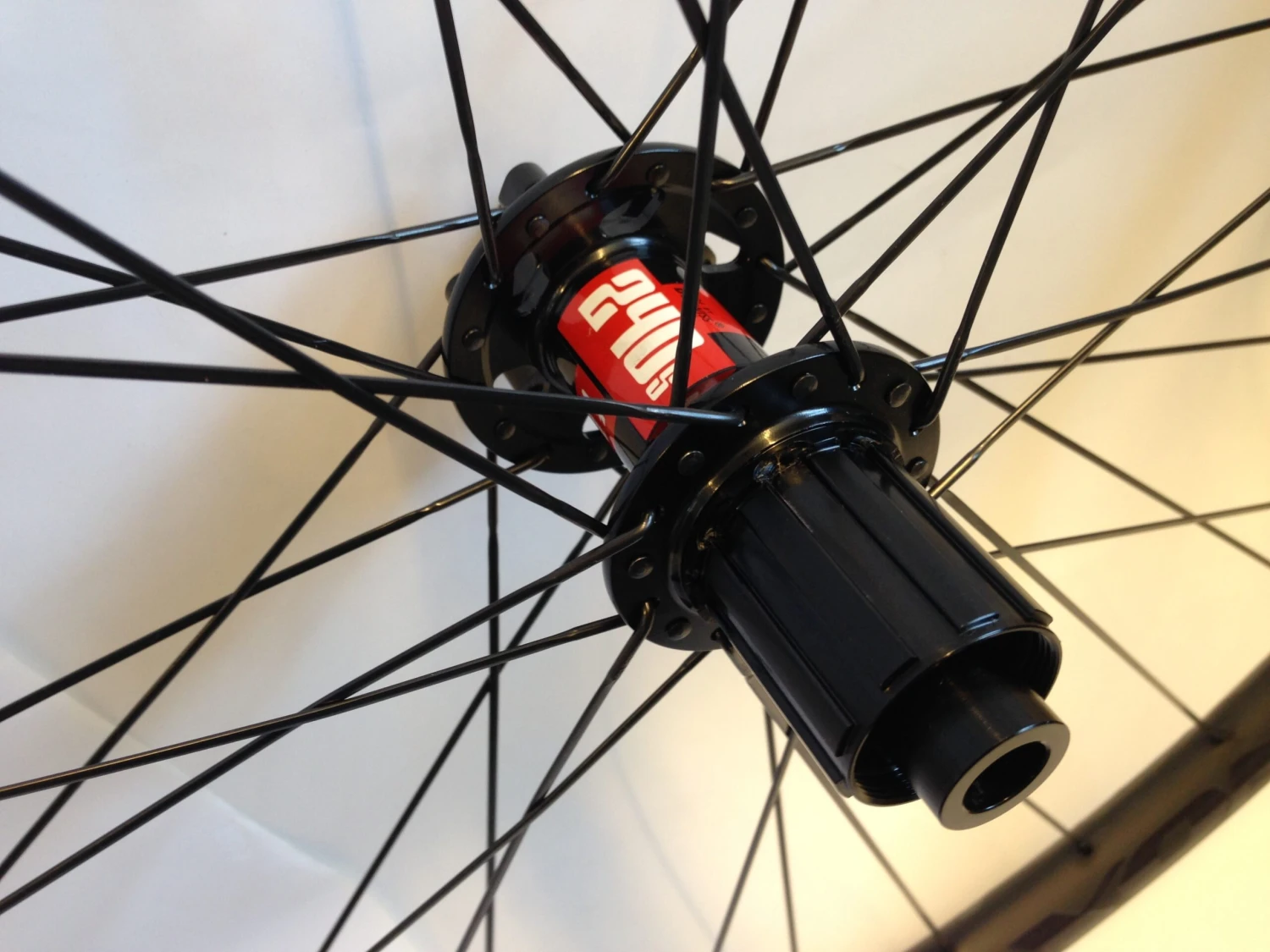 Nox Composites Skyline 29 Carbon 15x100mm/12x142mm Laufradsatz 7 Nox Composites Skyline 29 Carbon 15x100mm/12x142mm Laufradsatz – Bild 5